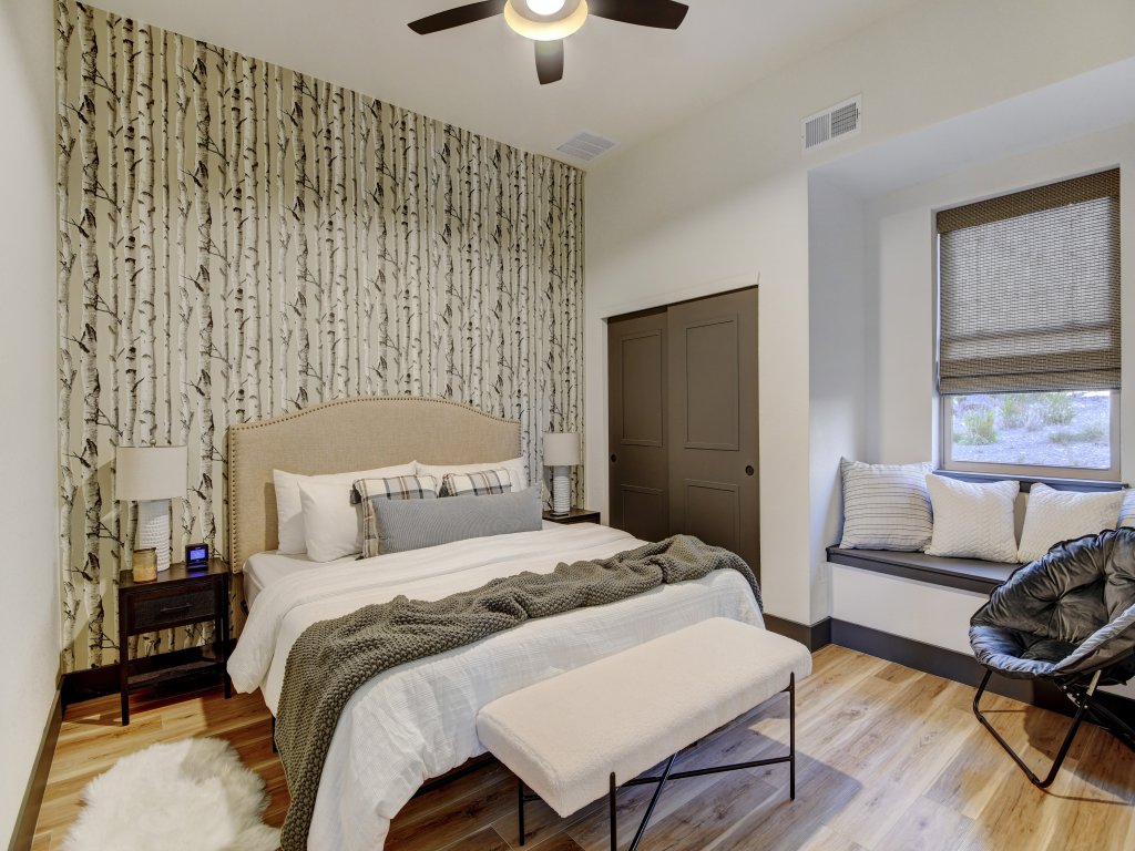Silver Lining Circle Vacation Rental in Fraser - RedAwning