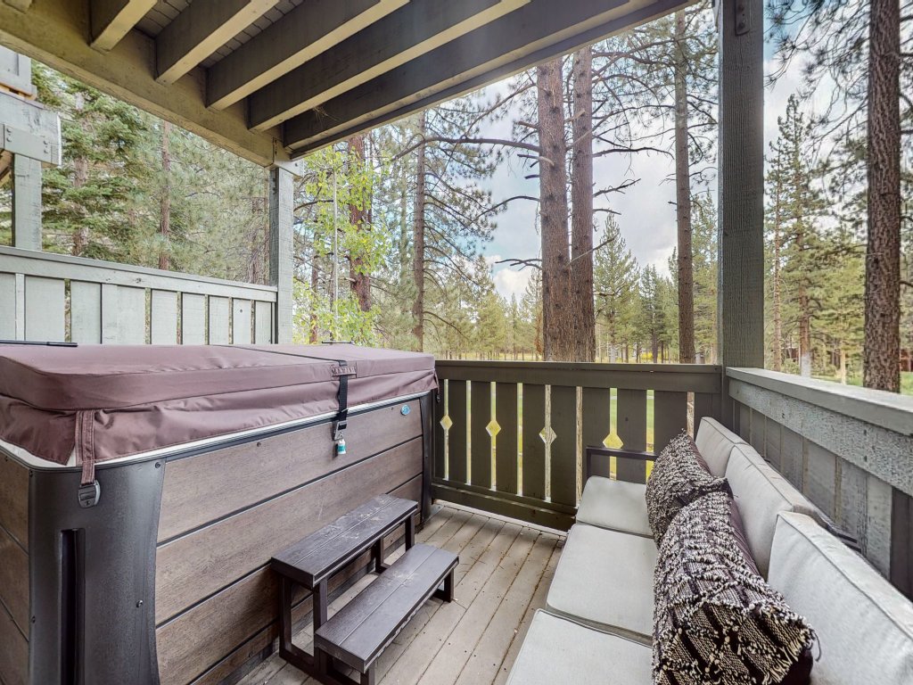 Timbers #12 Vacation Rental in Mammoth Lakes - RedAwning