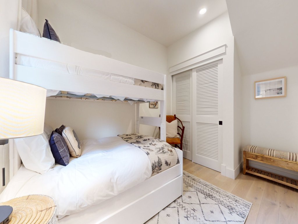 Timbers #12 Vacation Rental in Mammoth Lakes - RedAwning