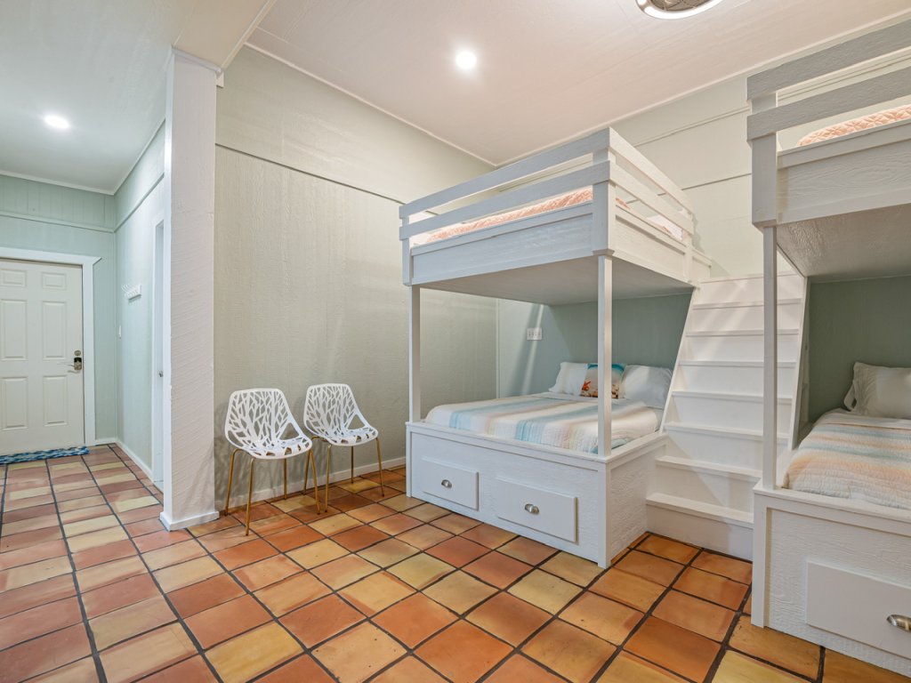 Crystal Beach Villa Vacation Rental in Texas - RedAwning