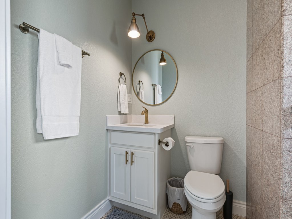 Crystal Beach Villa Vacation Rental in Texas - RedAwning