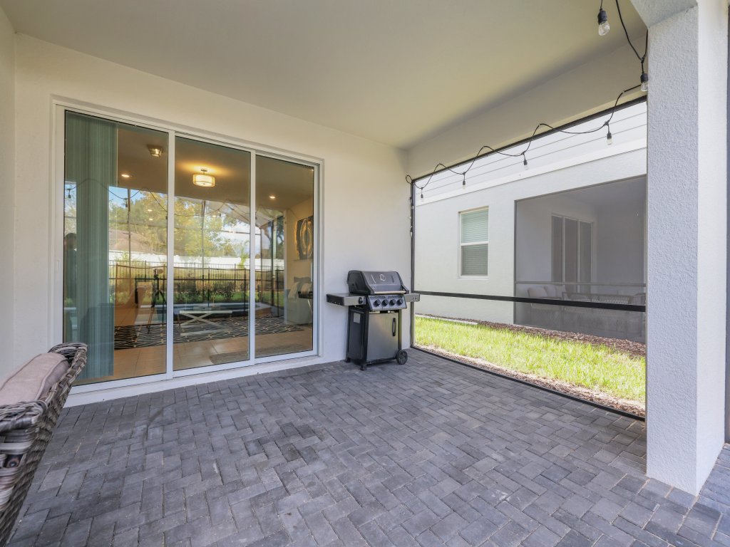 3931LA-Windsor Island Resort Vacation Rental in Davenport - RedAwning