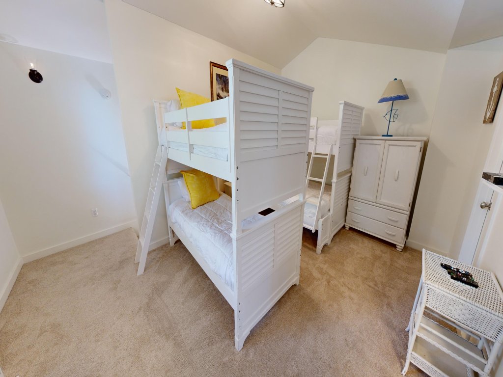 Cindie's Song Vacation Rental in Miramar Beach - RedAwning