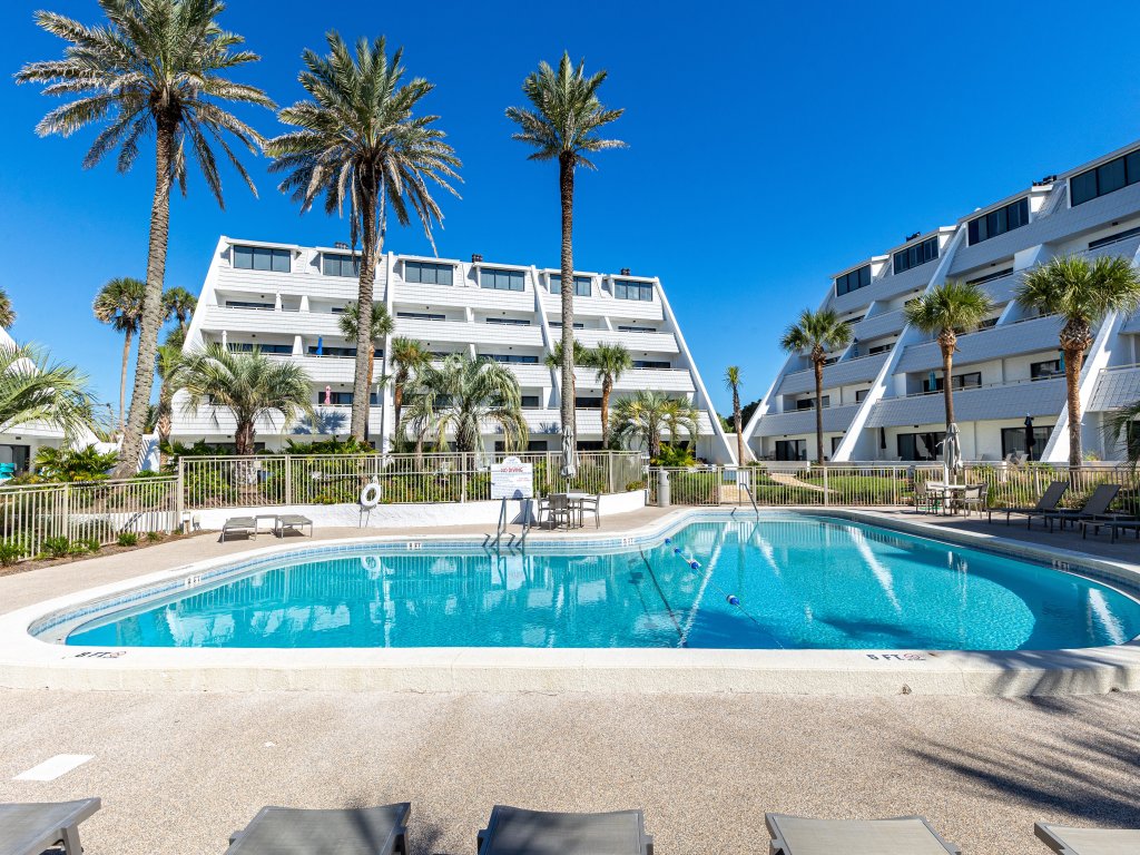 Aegean 214 Vacation Rental in Destin - RedAwning