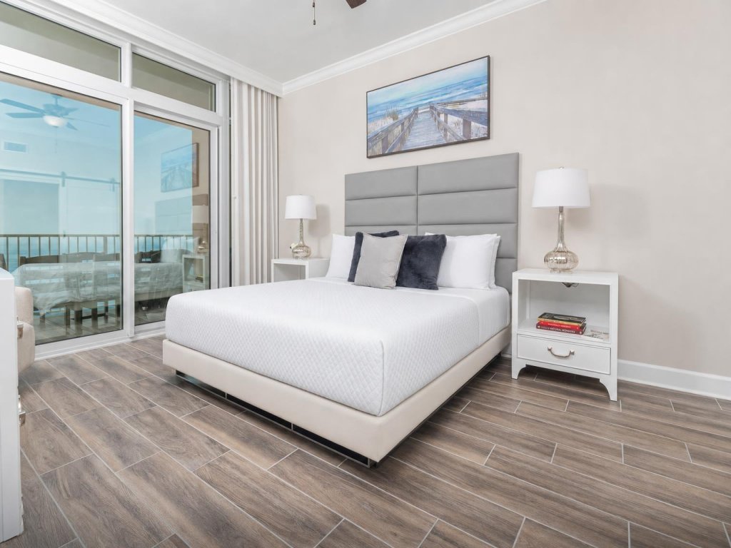 Phoenix Gulf Towers 2704 Vacation Rental in Orange Beach - RedAwning