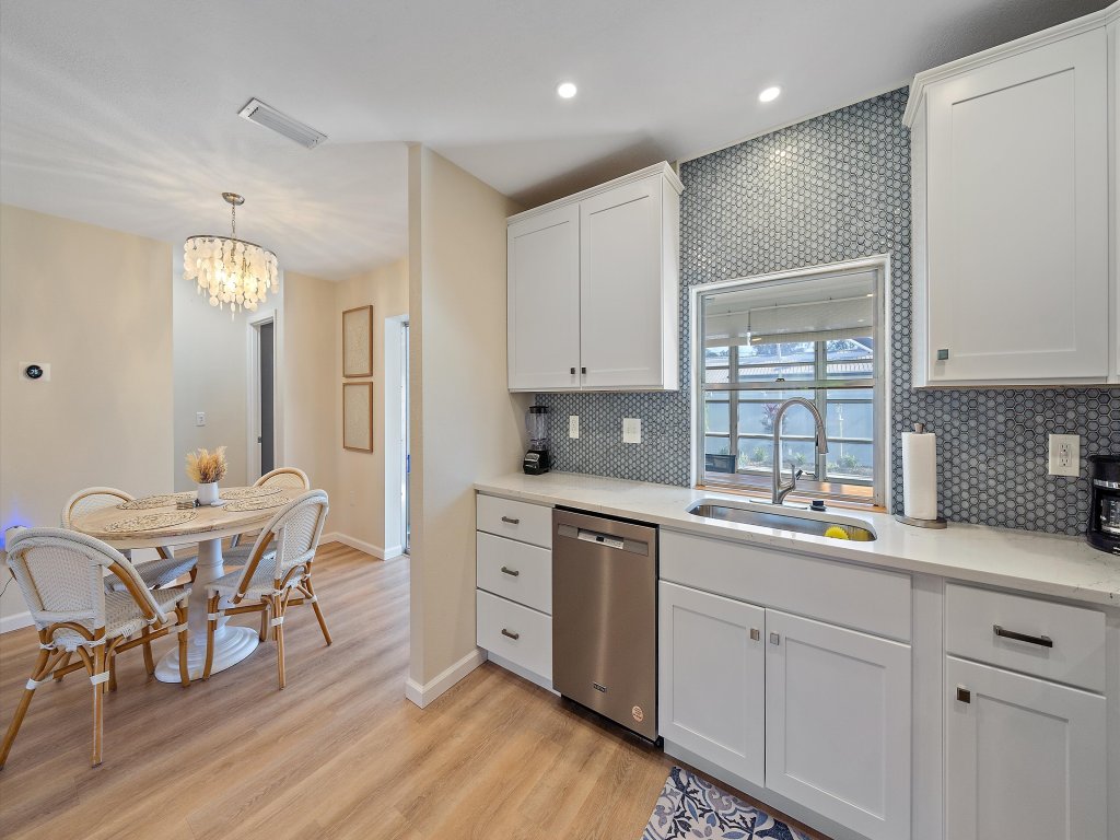 Fanta Sea Vacation Rental in Sarasota - RedAwning