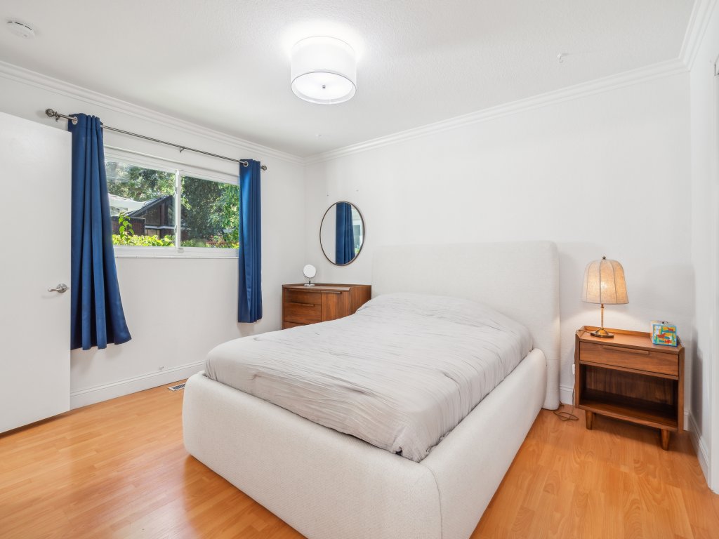 Spacious Mountain View Duplex in Prime Location Vacation Rental in Mountain View - RedAwning