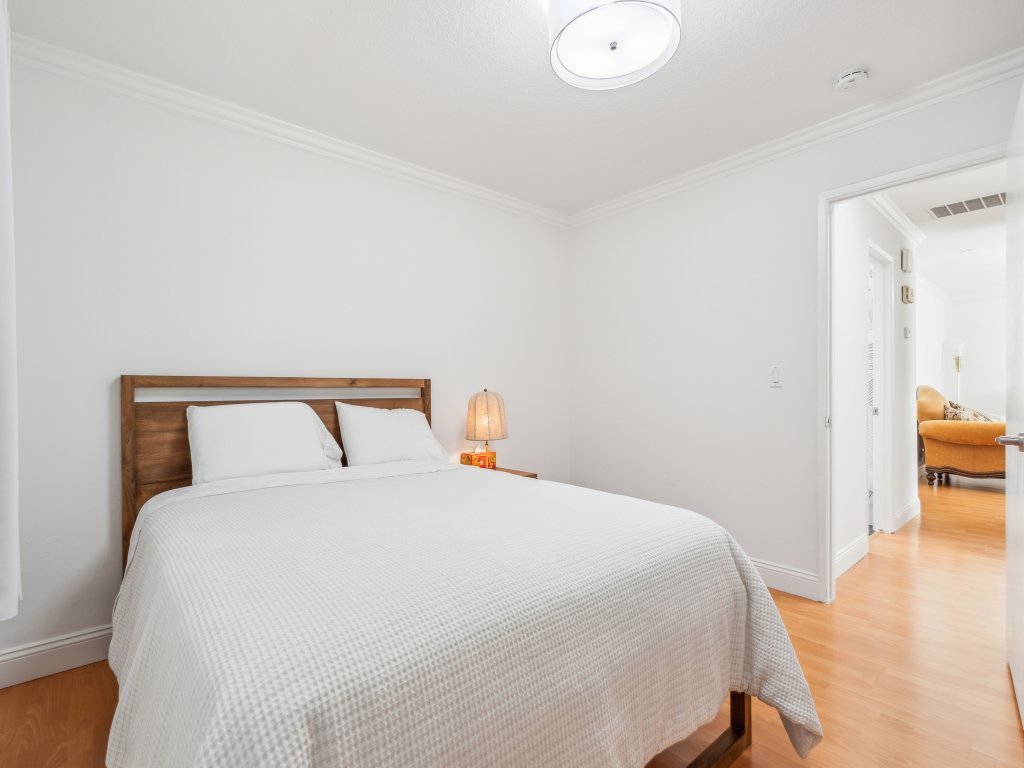 Spacious Mountain View Duplex in Prime Location Vacation Rental in Mountain View - RedAwning