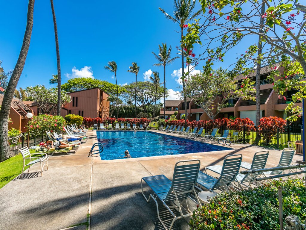 Kuleana Resort 205 Vacation Rental in Lahaina - RedAwning