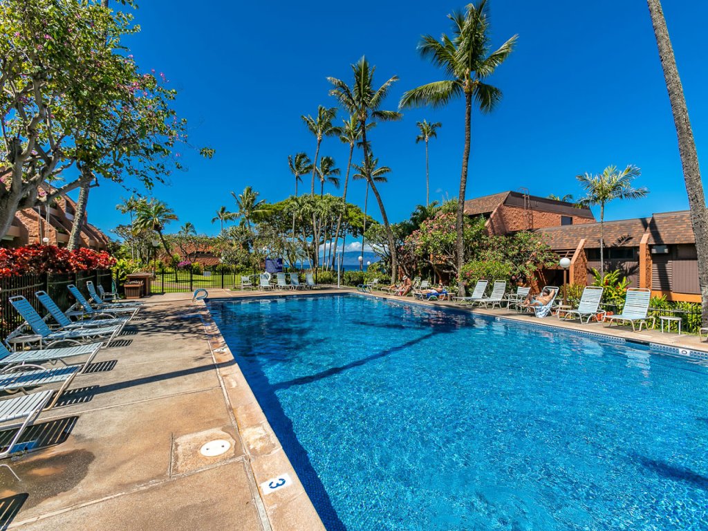 Kuleana Resort 205 Vacation Rental in Lahaina - RedAwning