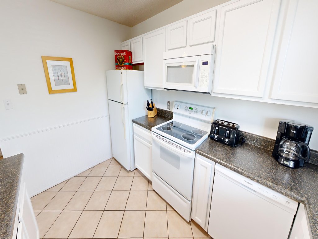 Grand Caribbean East 101 Vacation Rental in Destin - RedAwning