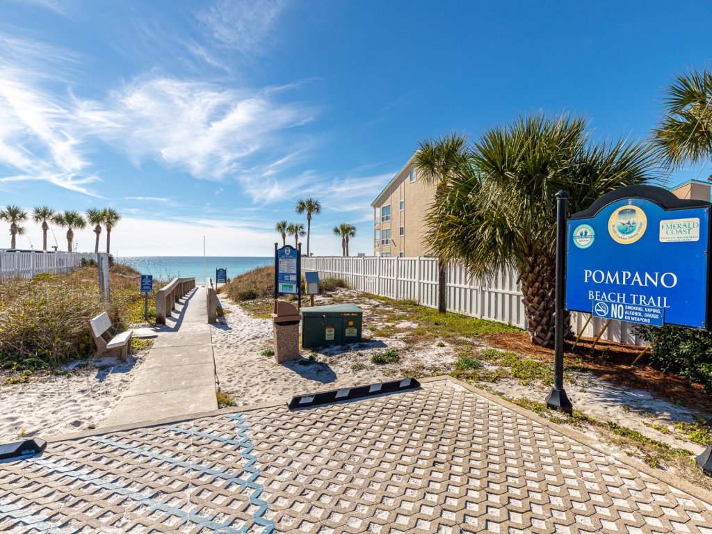 Grand Caribbean East 101 Vacation Rental in Destin - RedAwning