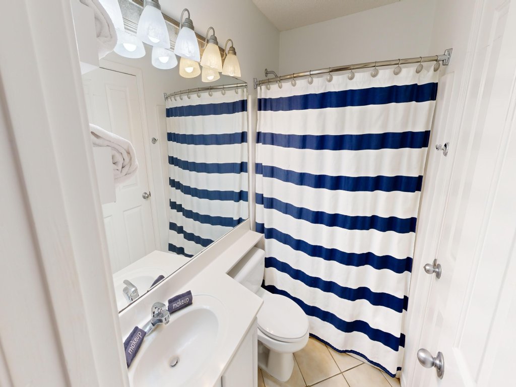 Grand Caribbean East 101 Vacation Rental in Destin - RedAwning