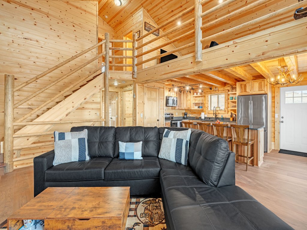 Mountain Cabin Near Trails, Skiing & Yellowstone Vacation Rental in Montana - RedAwning