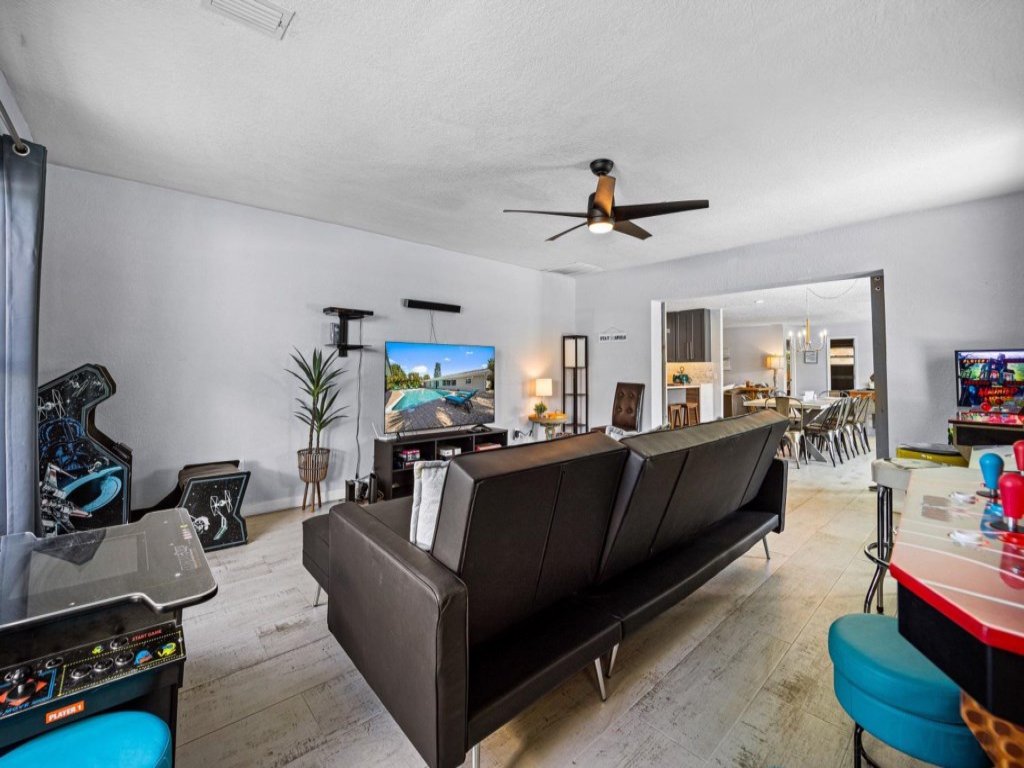 Canal Front Beach Home - Flagler Beach, Florida Vacation Rental in Flagler Beach - RedAwning