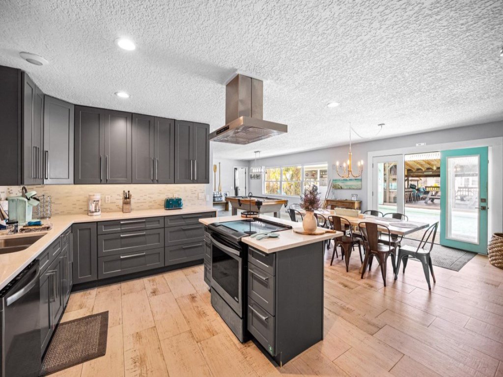 Canal Front Beach Home - Flagler Beach, Florida Vacation Rental in Flagler Beach - RedAwning