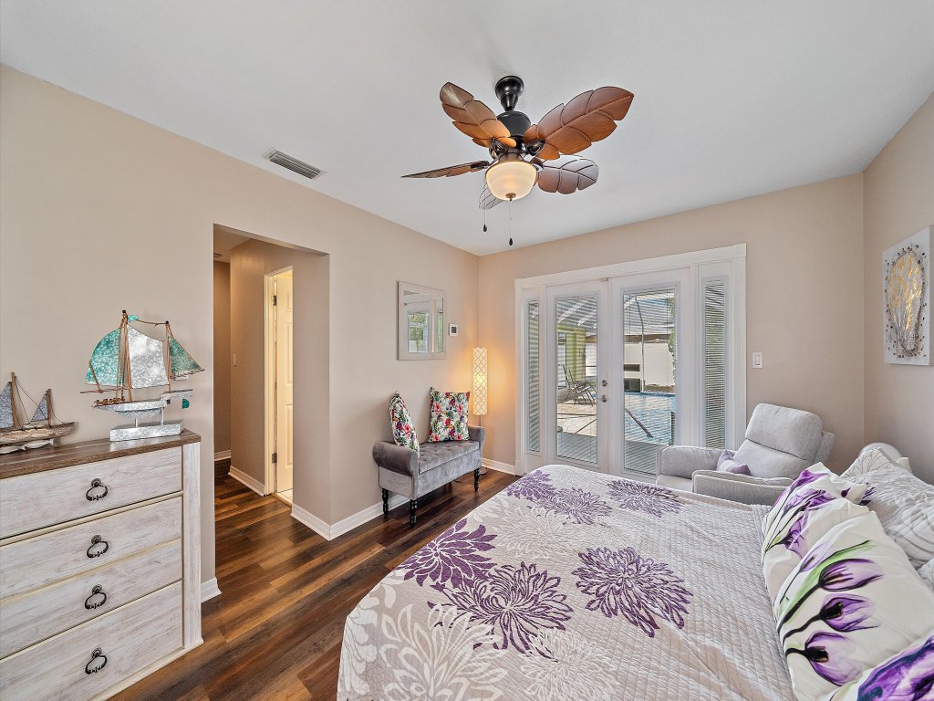 Tee Time on Breezemont Vacation Rental in Sarasota - RedAwning