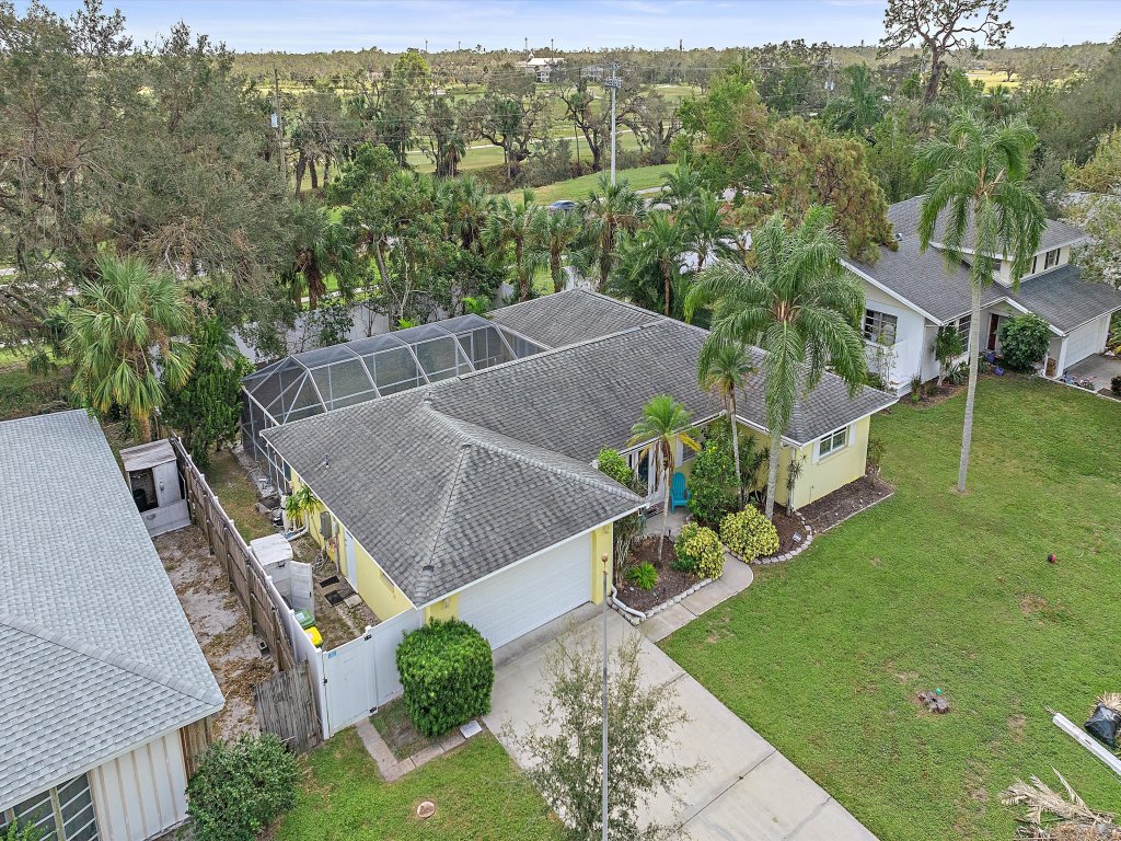 Tee Time on Breezemont Vacation Rental in Sarasota - RedAwning