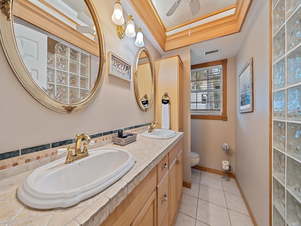 Tee Time on Breezemont Vacation Rental in Sarasota - RedAwning
