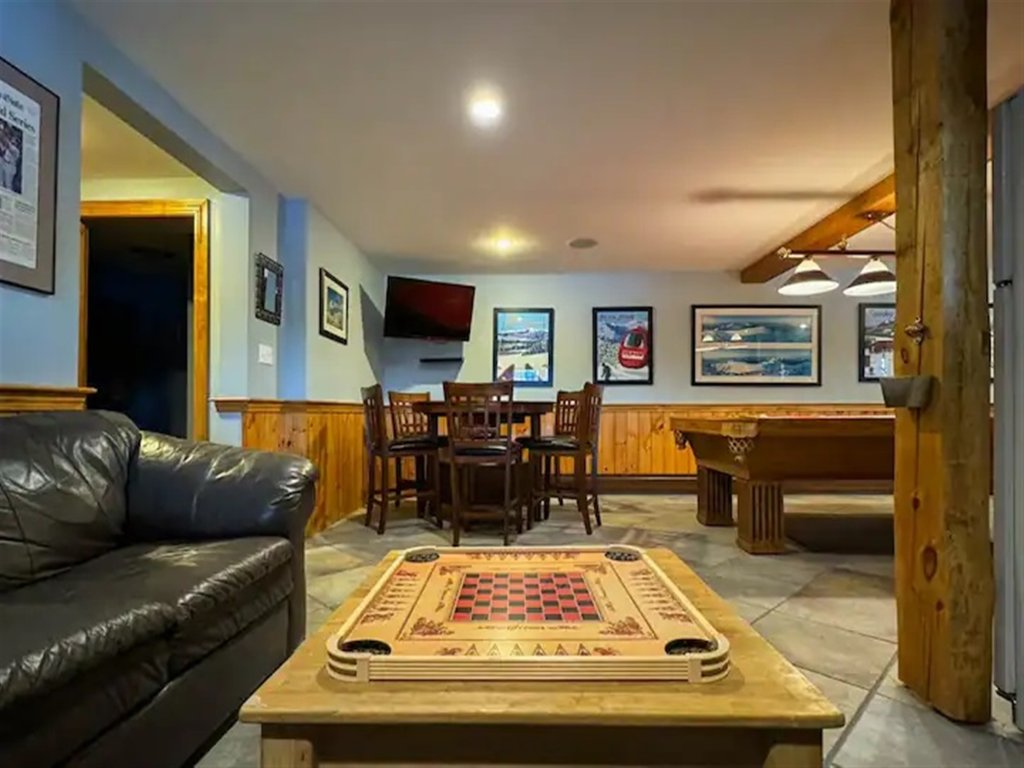PERLEY POND LODGE LIMIT 14 Vacation Rental in Maine - RedAwning