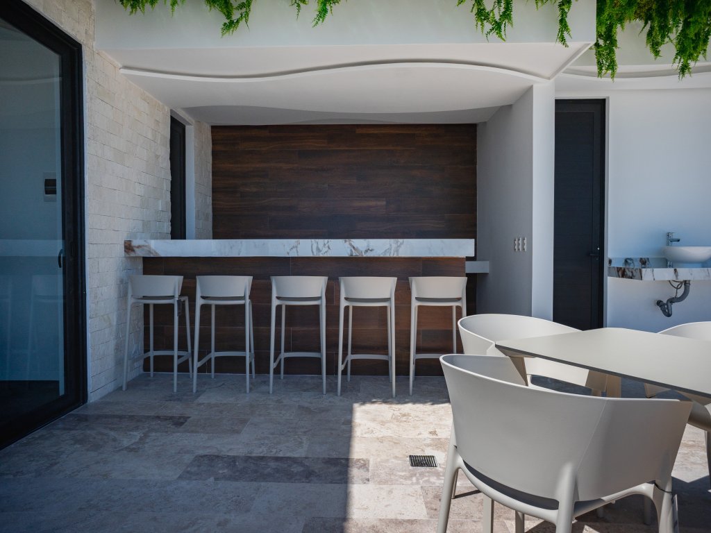 Menesse Town Tower 203 Vacation Rental - RedAwning