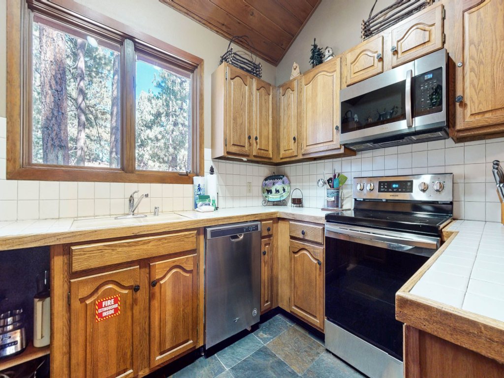 Winterset #33 Vacation Rental in Mammoth Lakes - RedAwning