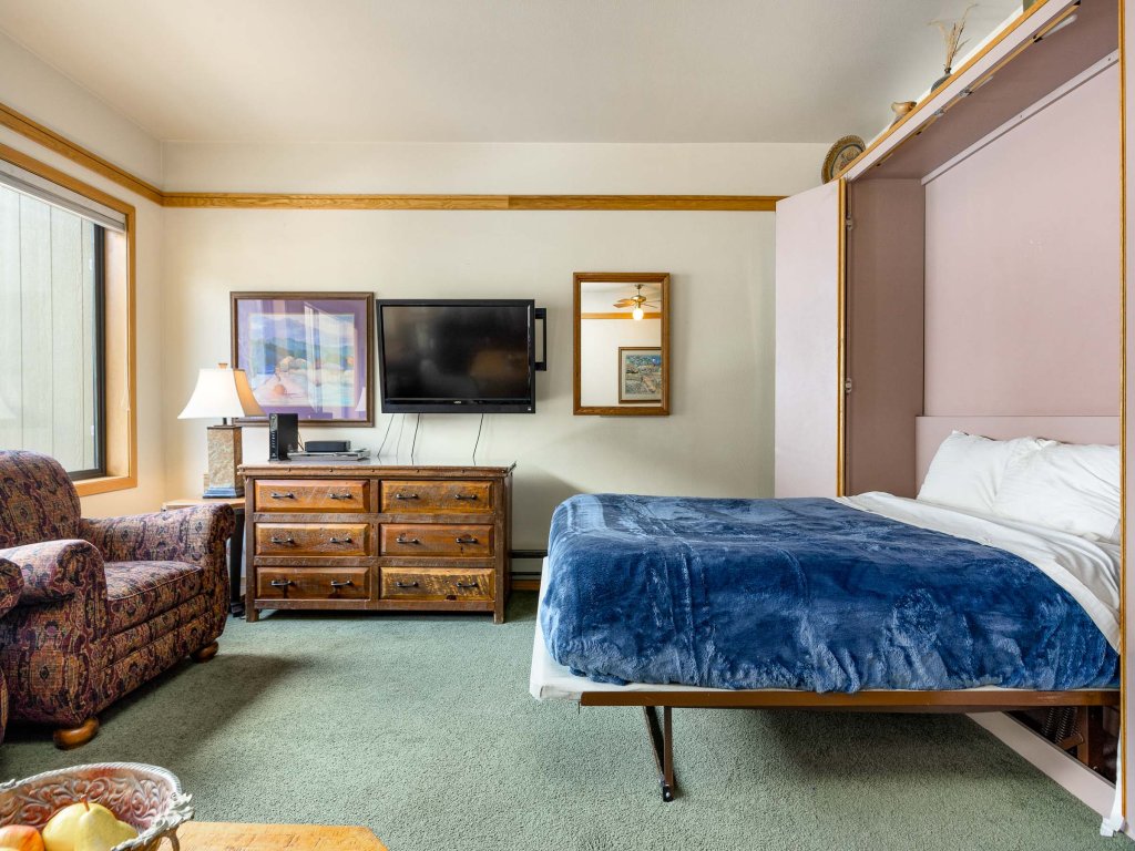 2797 Slopeside Vacation Rental in Keystone - RedAwning