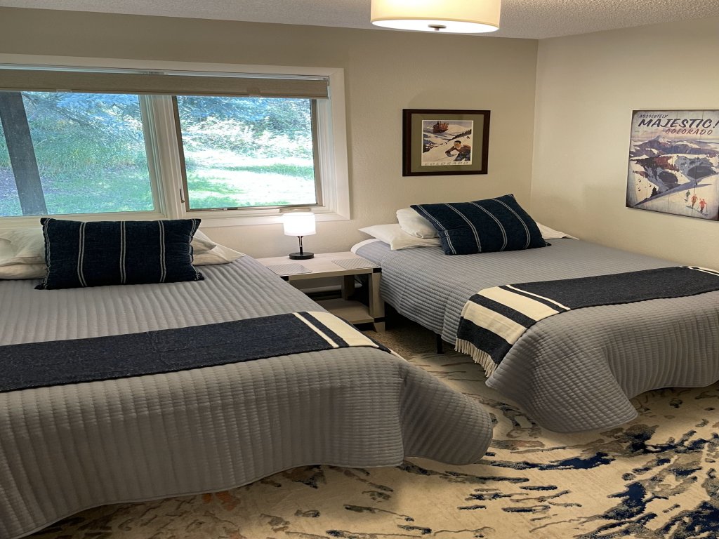 H1 Meadow Creek Condominiums Vacation Rental in Vail - RedAwning