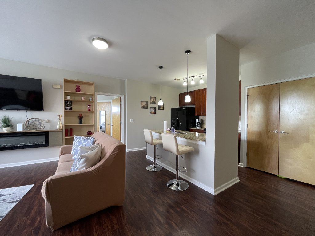 Stylish Sky Lofts Condo in Historic West End Vacation Rental in Atlanta - RedAwning
