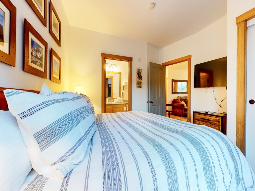 Juniper Springs Lodge #246 Vacation Rental in Mammoth Lakes - RedAwning