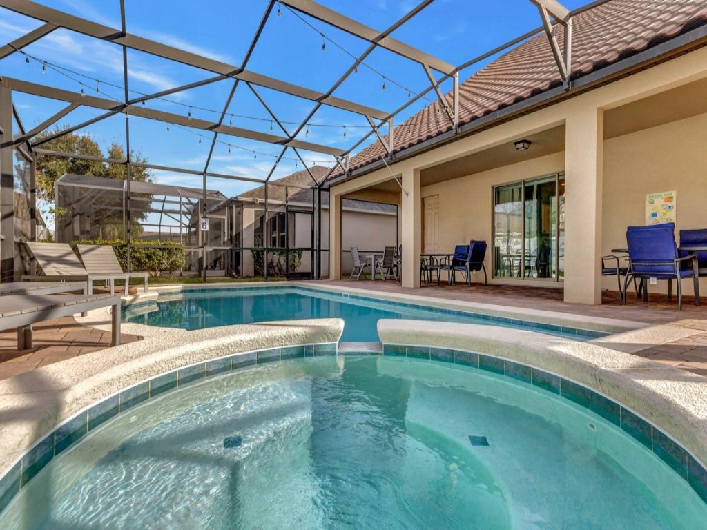Upstair Loft Premium Home With Pool, Spa & Games! Vacation Rental in Davenport - RedAwning