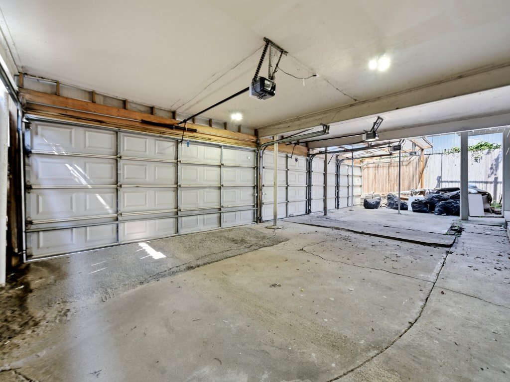 Stylish Museum Apt 3 Comfort & Culture Combined Vacation Rental in Houston - RedAwning