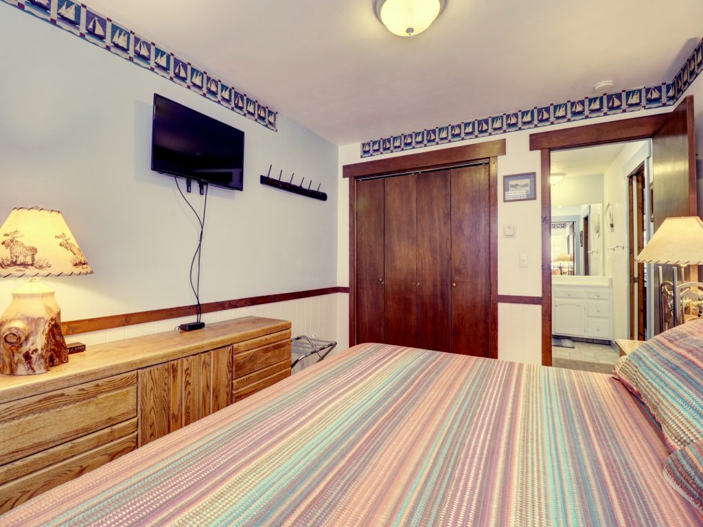 A106 Lake Cliffe Vacation Rental in Dillon - RedAwning
