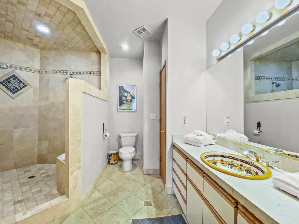 Mountain View Ski Lodge Vacation Rental in Breckenridge - RedAwning