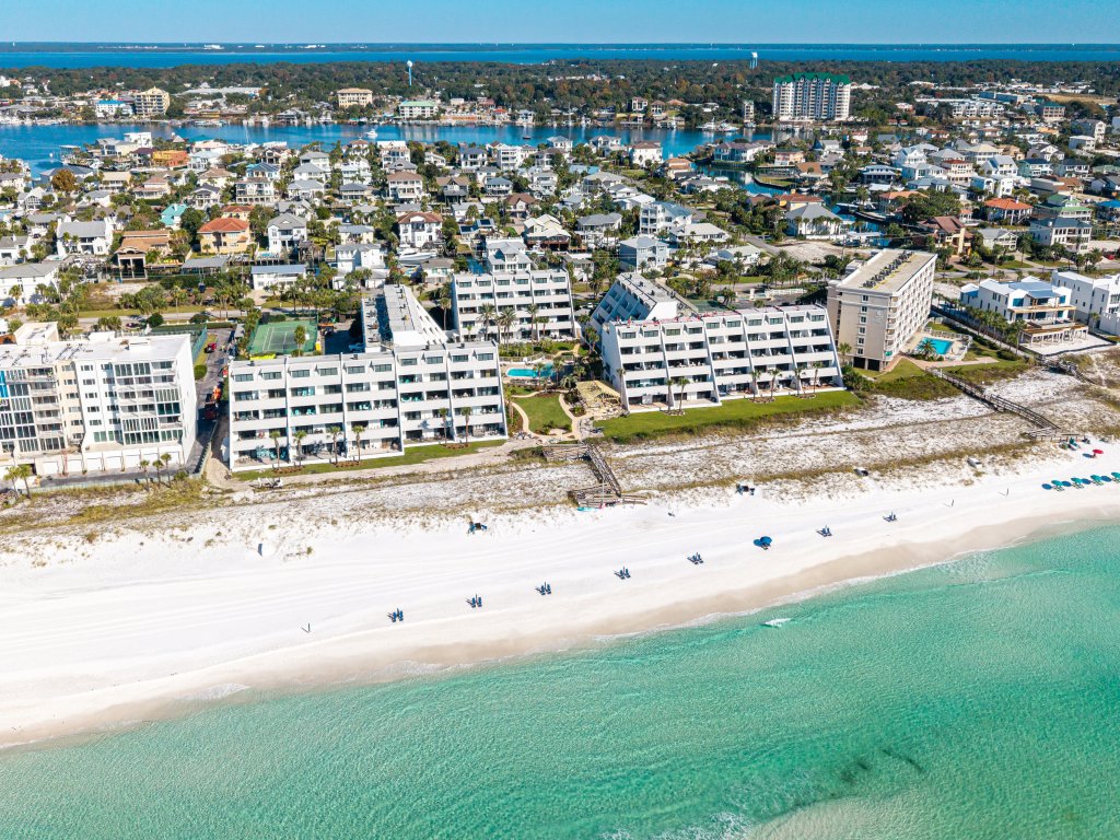 Aegean 102 Vacation Rental in Destin - RedAwning