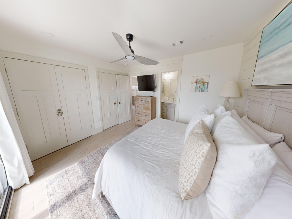 Aegean 102 Vacation Rental in Destin - RedAwning
