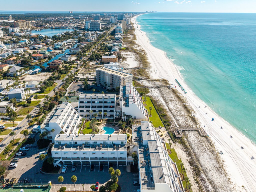 Aegean 102 Vacation Rental in Destin - RedAwning