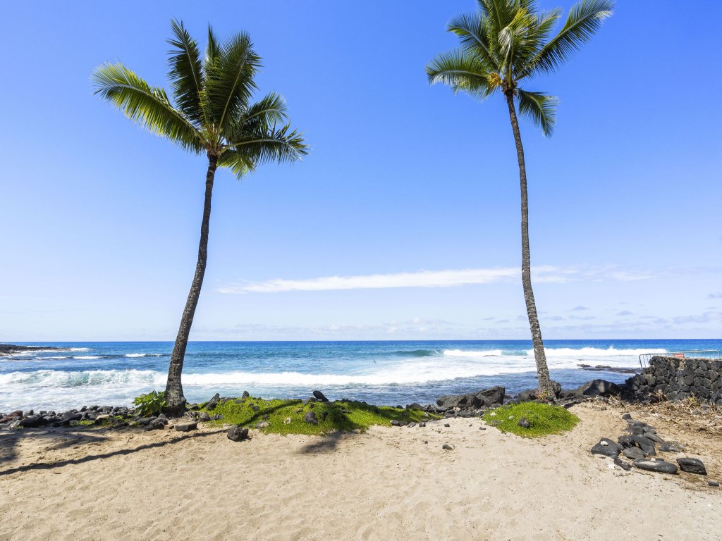 Kona Reef#B15 Vacation Rental in Kailua Kona - RedAwning