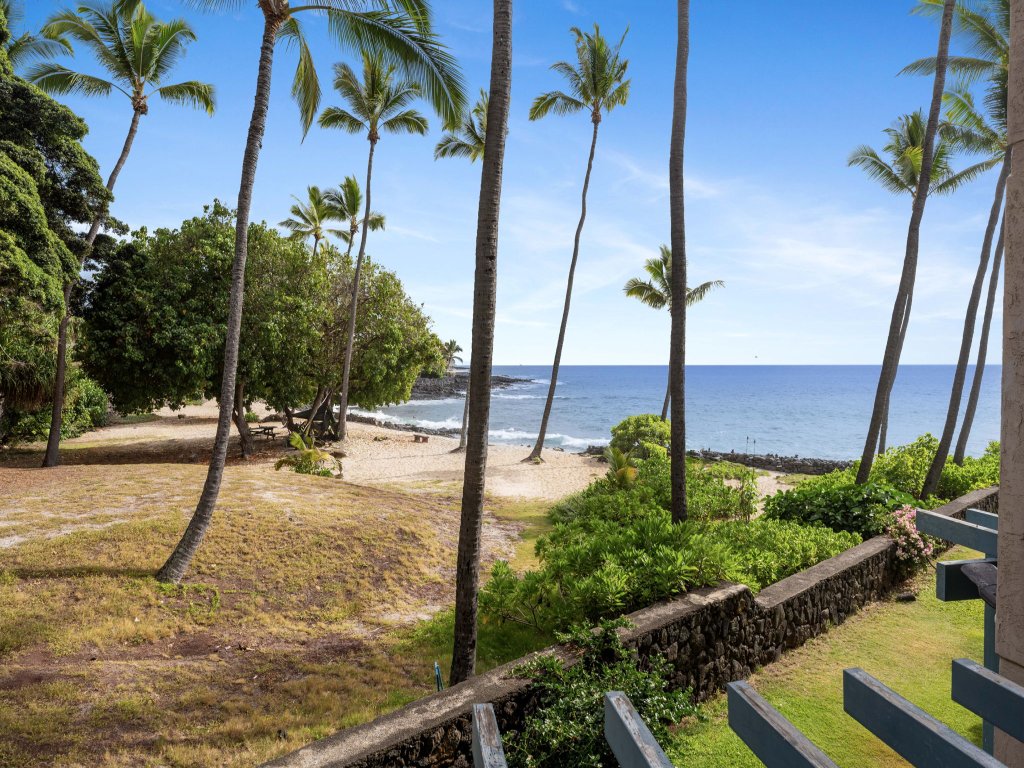 Kona Reef#B15 Vacation Rental in Kailua Kona - RedAwning
