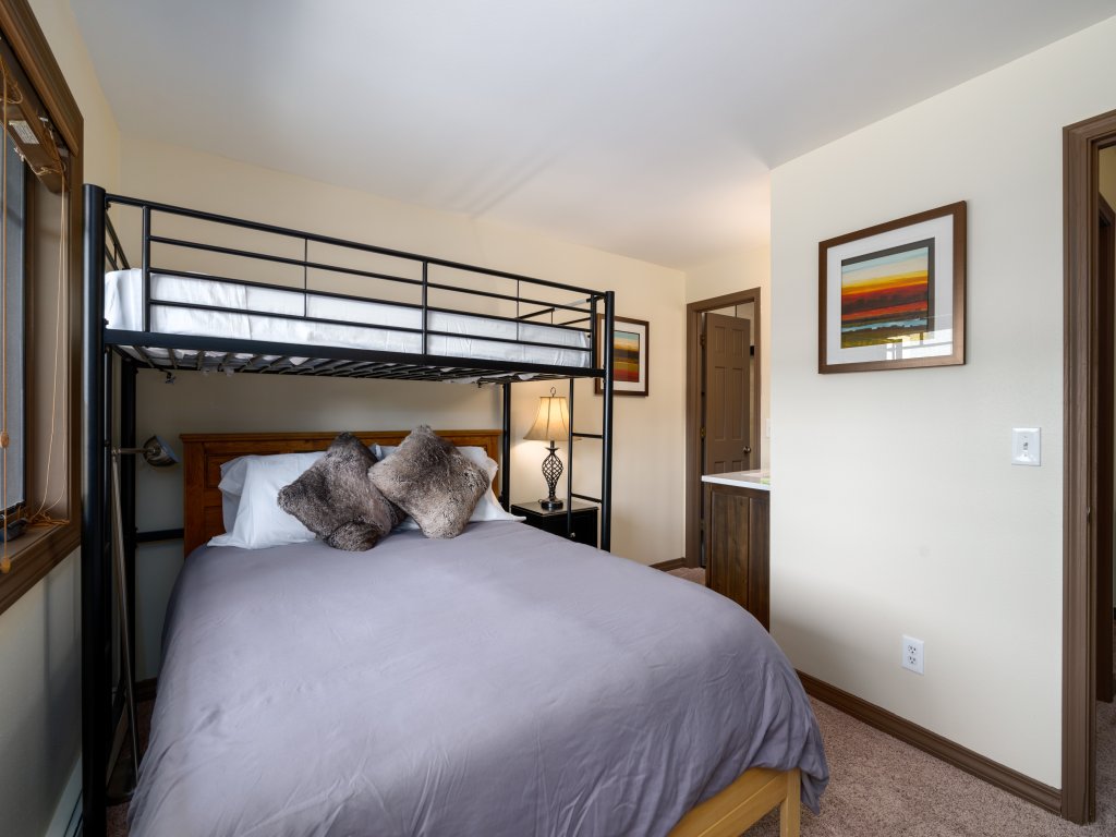 Phoenix 223 Vacation Rental in Steamboat Springs - RedAwning