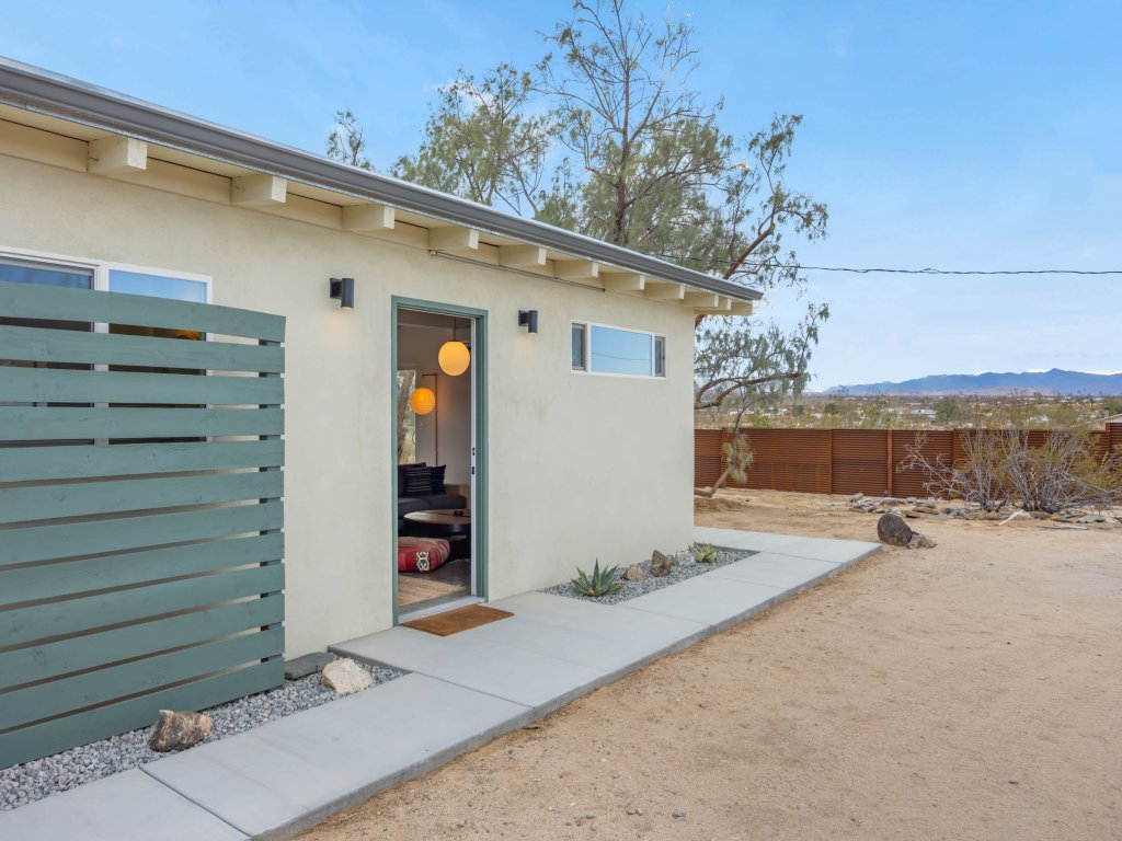 Desert Hearts Ranch - Private Joshua Tree Getaway Vacation Rental in California - RedAwning