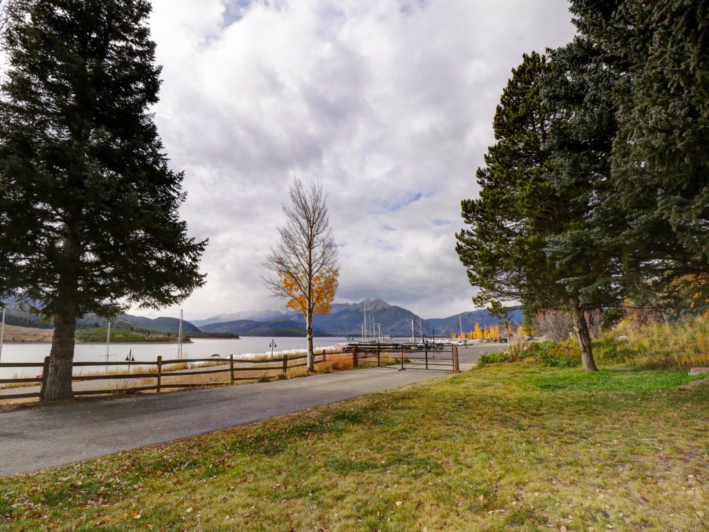 A105 Lake Cliffe Vacation Rental in Dillon - RedAwning