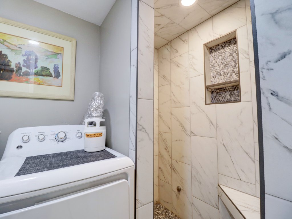 A105 Lake Cliffe Vacation Rental in Dillon - RedAwning