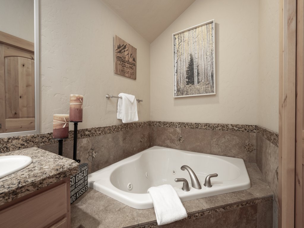 Antler at Lakota 407 Vacation Rental in Winter Park - RedAwning