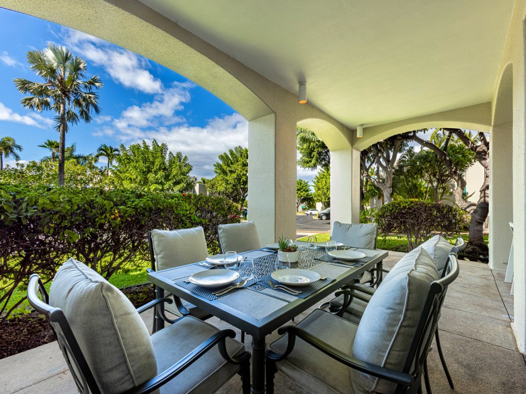 Palms at Wailea 203 Vacation Rental in Kihei - RedAwning