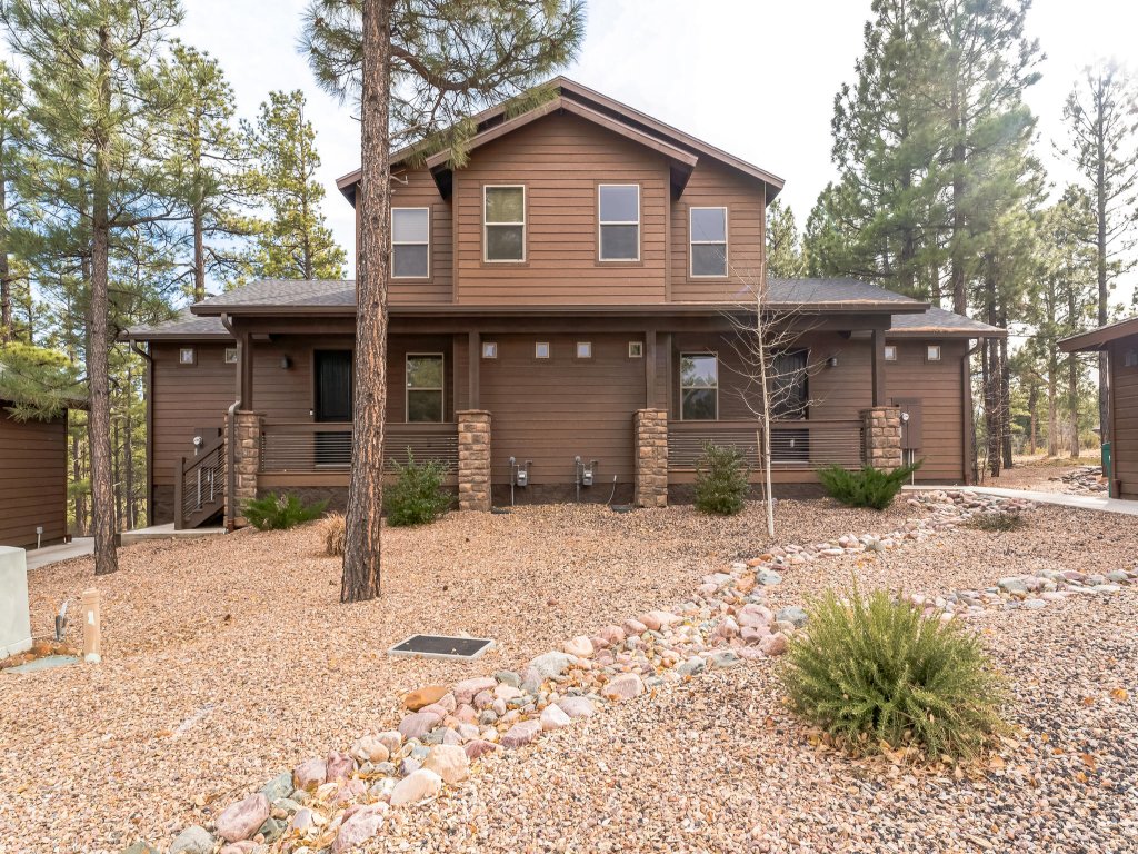 Scenic Golf Retreat w/ Modern Comforts & Fireplace Vacation Rental in Show Low - RedAwning