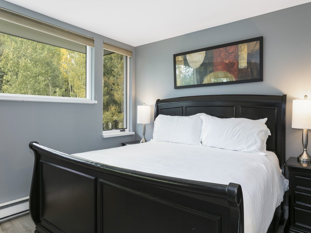 Simba Run 1525 Vacation Rental in Vail - RedAwning
