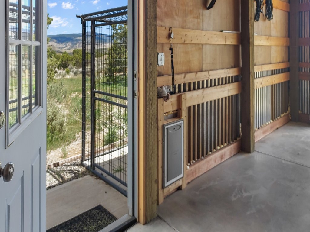Cedar Mountain Bunkhouse Vacation Rental in Colorado - RedAwning
