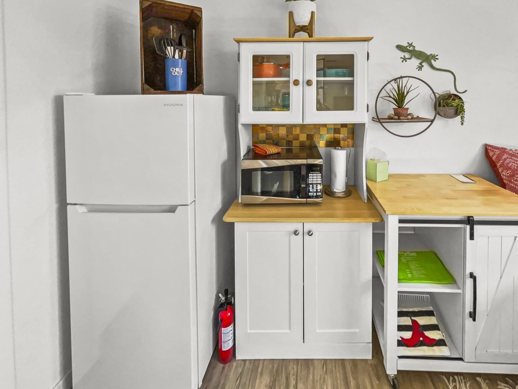 Quaint Monument Retreat Vacation Rental in Grand Junction - RedAwning