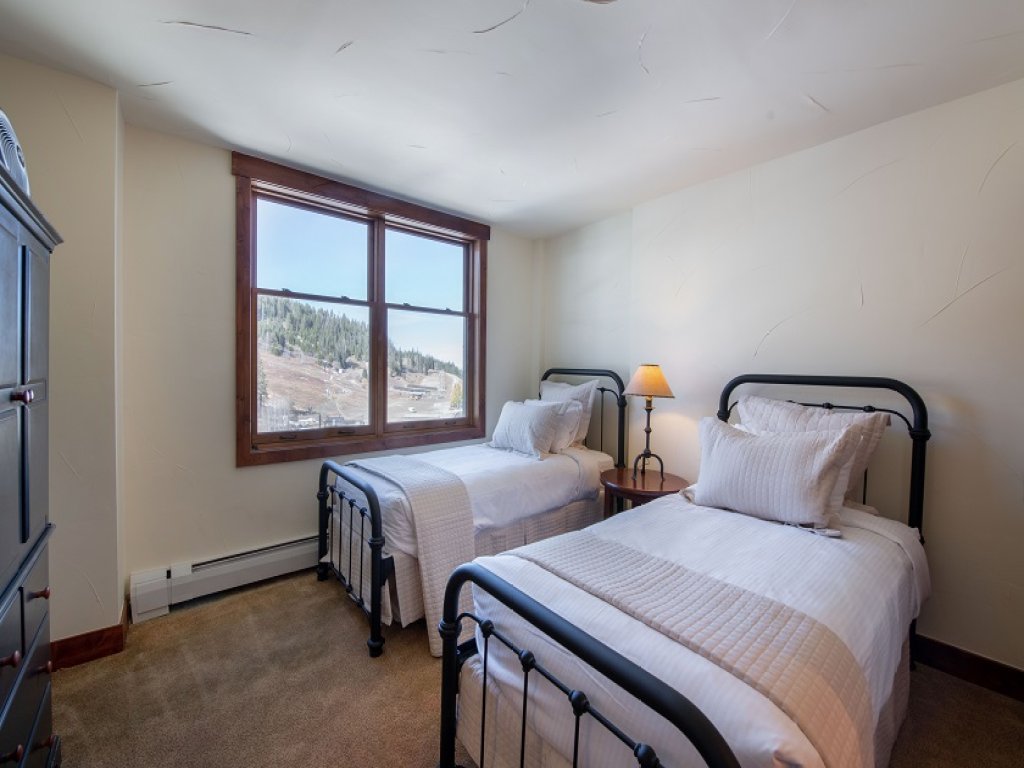 Penthouse Unit 2801 - Three Bedroom - Zephyr Mountain Lodge Vacation Rental in Winter Park - RedAwning